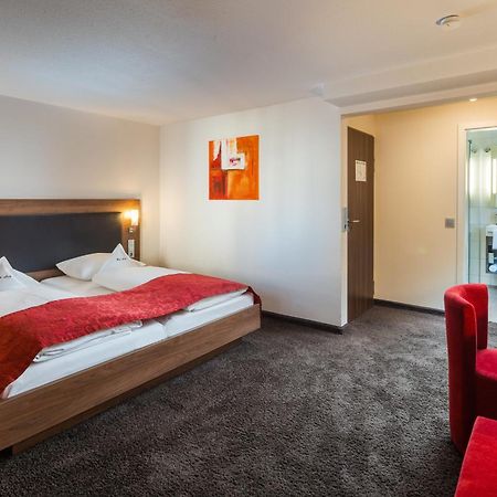Hotel Schwanen Köngen Kültér fotó